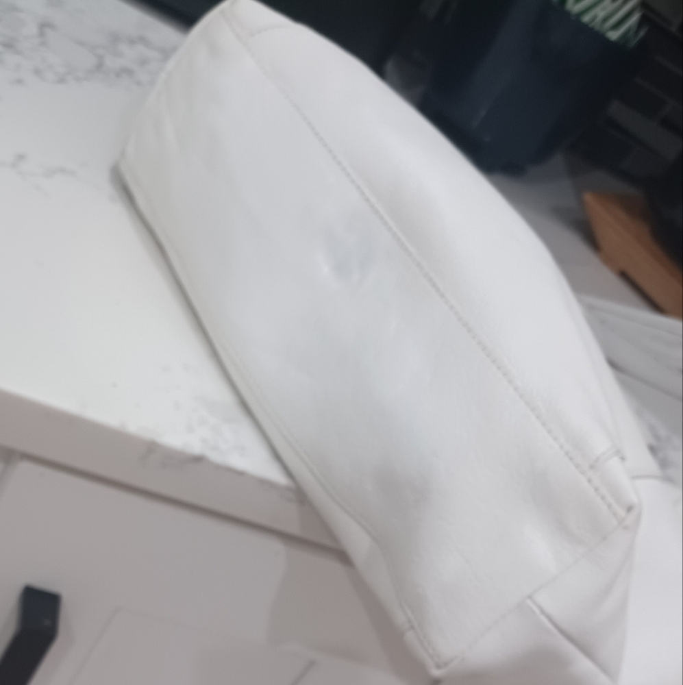 14IN PURE WHITE TALBOTS LEATHER BAG - Picture 12 of 17